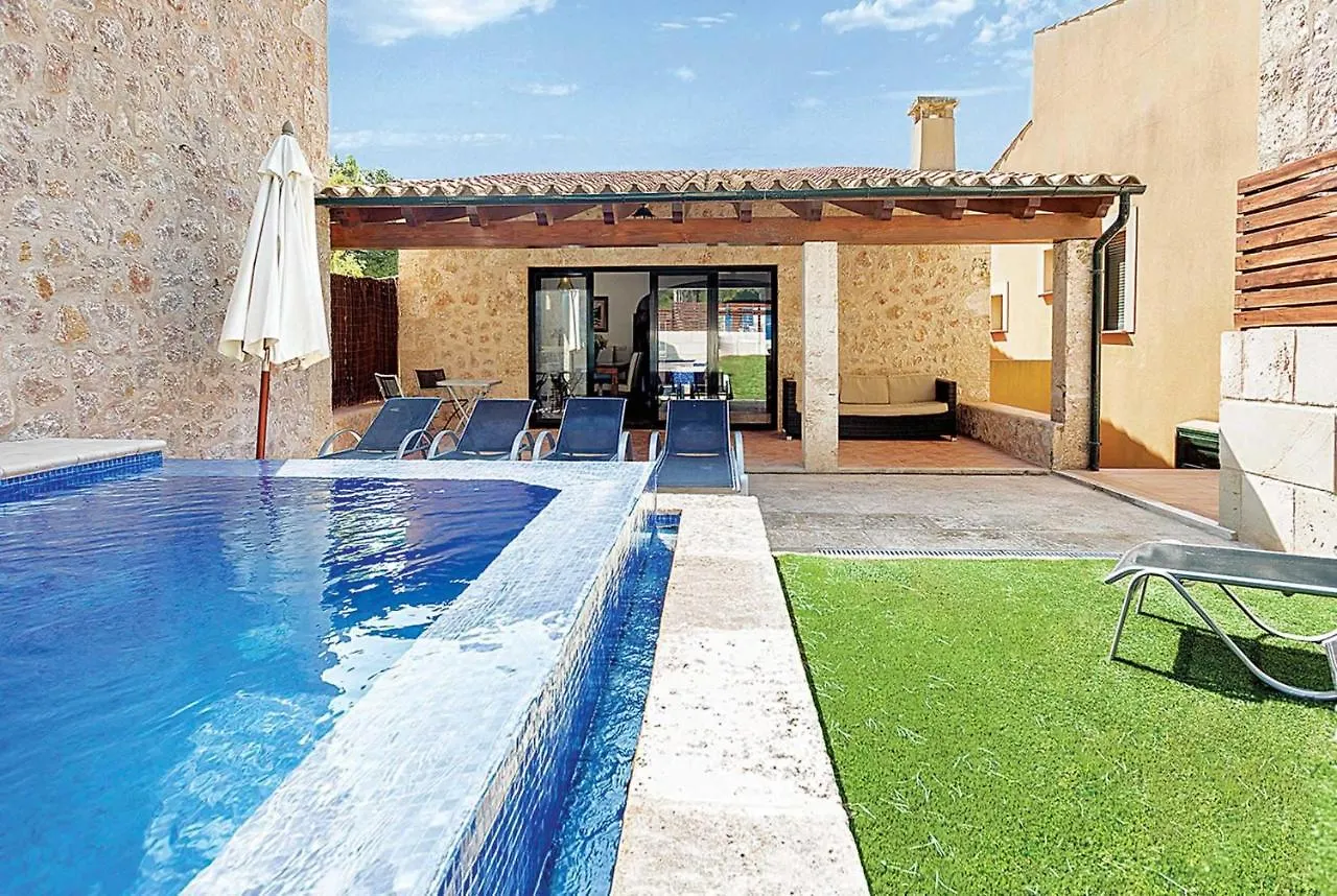 Nogues Villa Cala de Sant Vicenc